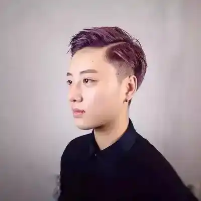 黄莉颖